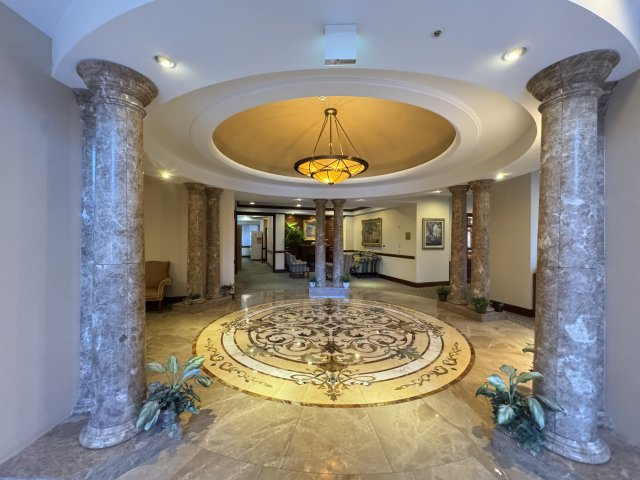 ザレジデンス白金スイートのエントランス