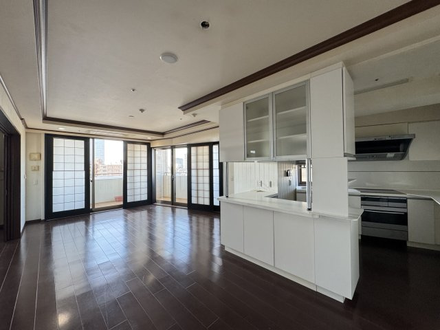 ザレジデンス白金スイートの居間・リビング