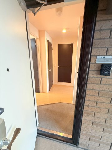 サニーヒルズの玄関