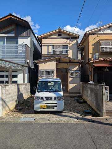 京都市山科区小野御所ノ内町の一戸建て