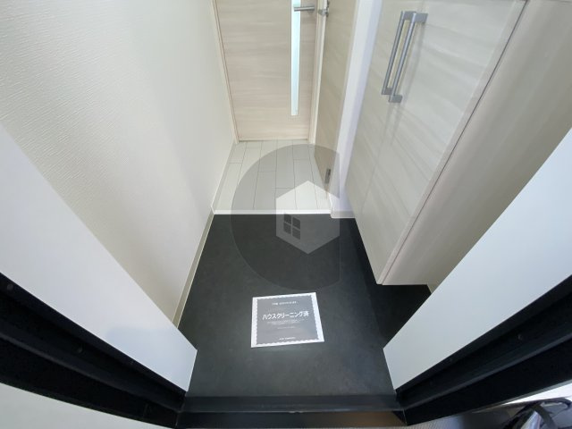 D porta アビタシオンの玄関