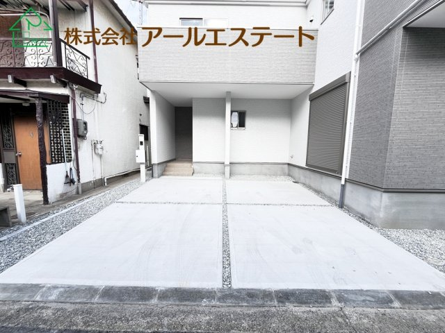 加古川市加古川町中津　JR「加古川駅」徒歩16分の駐車場