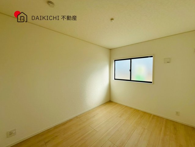【洋室】 | CRADLE GARDEN 加須市馬内第3　新築戸建　全4棟　4号棟