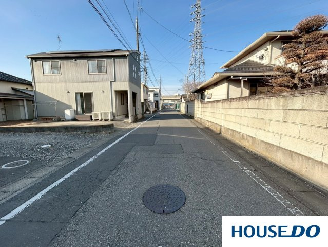中古戸建　太田市浜町の前面道路含む現地写真|前面道路含む現地写真です
