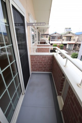 【バルコニー】 | ヴィクトワール