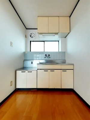 【キッチン】 | コーポ丹下 | キッチンです