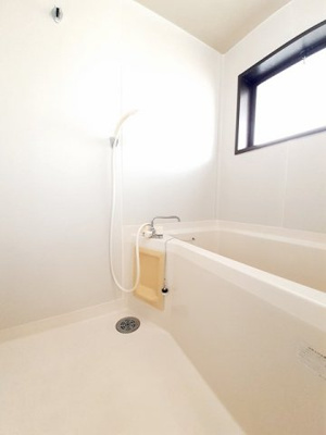 【浴室】 | コーポ丹下 | コンパクトで使いやすいお風呂です