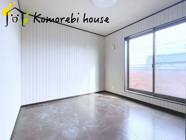 鴻巣市大芦　中古戸建の洋室|落ち着いた色調の洋室です