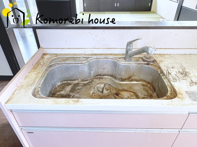 鴻巣市大芦　中古戸建のキッチン|コンパクトなキッチンで掃除もラクラク