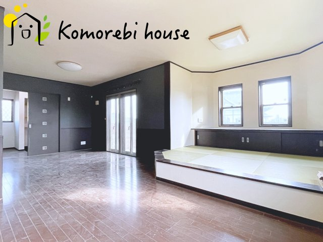 鴻巣市大芦　中古戸建の居間・リビング|おしゃれな居間です