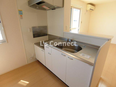 【キッチン】 | シャルマン古川Ａ | ２口ガスコンロ設置可能な対面キッチン。