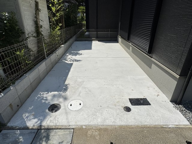 神戸市西区南別府4丁目新築戸建B号地の駐車場
