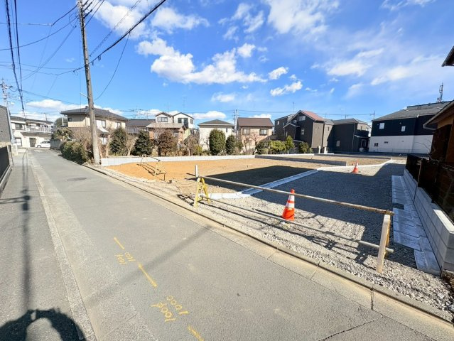 川越市石原町1丁目　建築条件なし売地　東武東上線『川越市駅』徒歩19分　【月越小学区】の前面道路含む現地写真