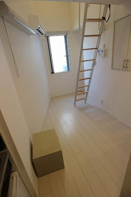 ＶＩＬＬＥＳＴ　町屋