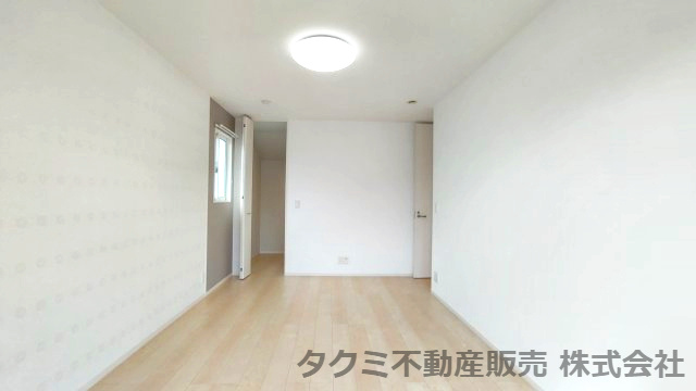 神戸市垂水区舞多聞西　中古一戸建の洋室