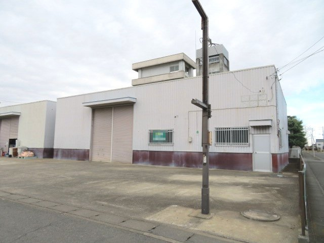加須市花崎１丁目の倉庫