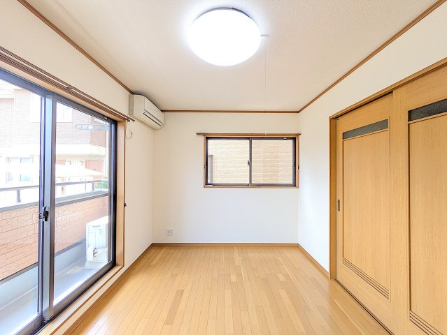 Ｍハイツ新島町の居間・リビング