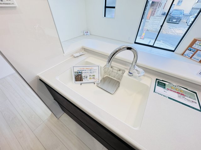 柏市南増尾４丁目新築戸建のキッチン|ハイマーブルシンク採用・奥様人気のタッチレス水栓！