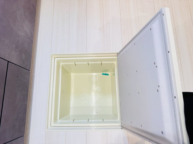柏市南増尾４丁目新築戸建のキッチン|キッチン床下収納