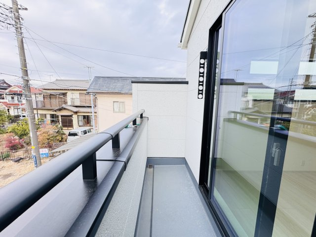 柏市南増尾４丁目新築戸建のバルコニー|寝室前バルコニー