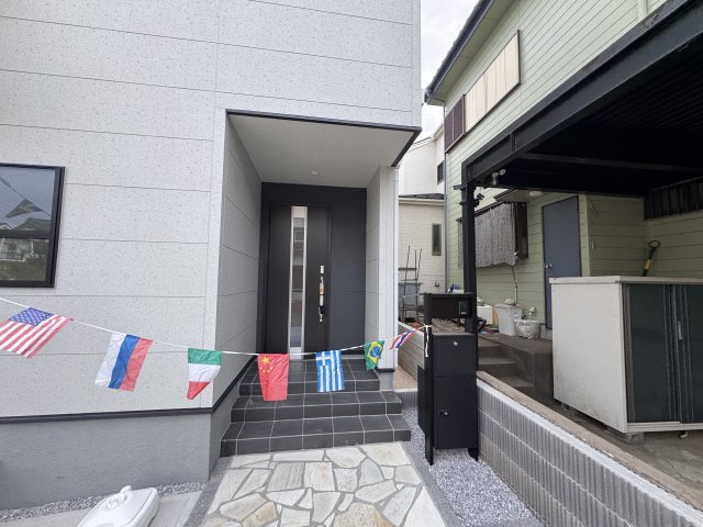 柏市南増尾４丁目新築戸建のエントランス|エントランス・玄関ポーチ