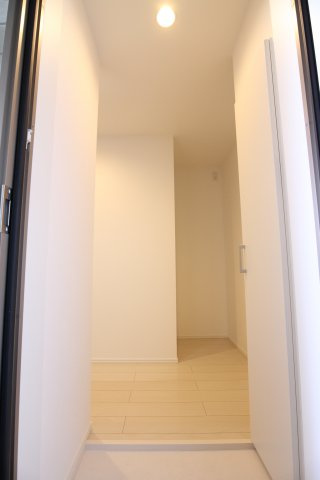 アリッサムの玄関