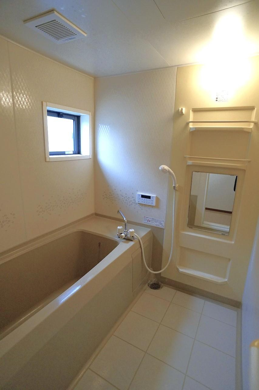 リバーサイドＫ２ Ｂ棟の浴室