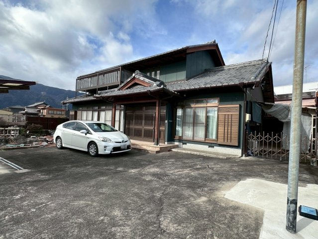 【商談中】中古戸建　揖斐郡池田町本郷　平成6年築の外観