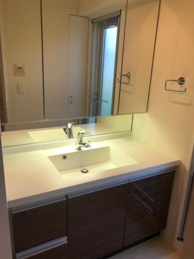 リビオ光明池ロジュマンの独立洗面台