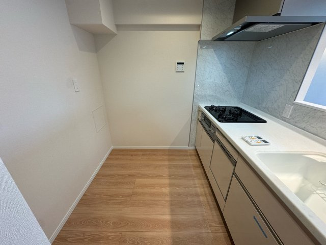 ルネ稲城のキッチン|【システムキッチン】