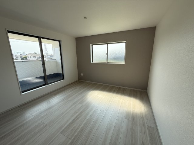 アーバンスタイル前橋市北代田町1期　2号棟の洋室|２階洋室３です
