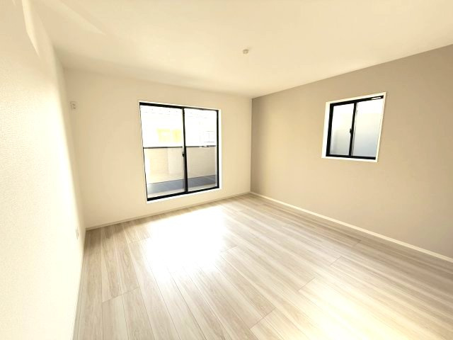 アーバンスタイル前橋市北代田町1期　2号棟の洋室|２階洋室2です