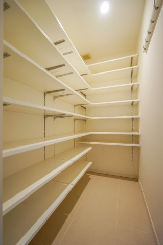 グランドメゾン代沢の収納