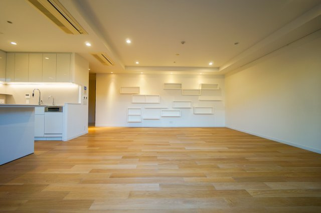 グランドメゾン代沢の居間・リビング