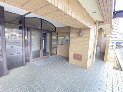 【エントランス】 | グリーンガーデン羽衣