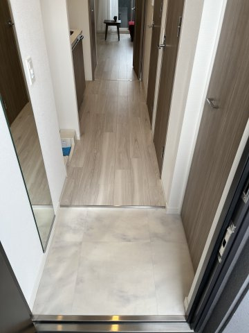 モデルルーム！メイクス城西レジデンスの玄関