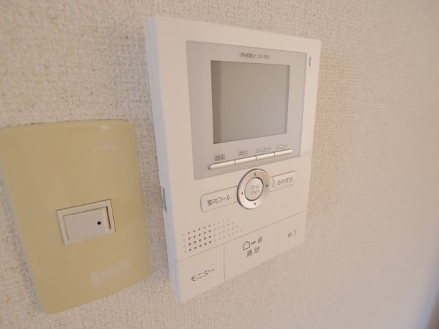 セジュールシャリオAのセキュリティ|※リノベーション前の内装写真です。