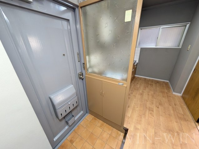 コーポ松山の玄関