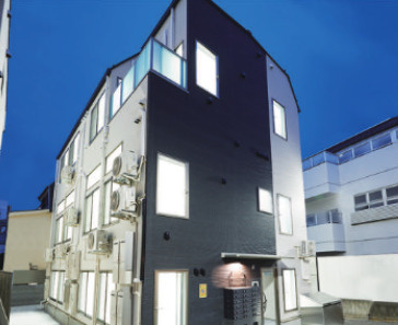 新宿区富久町のアパート