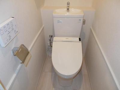 【トイレ】 | ホワイトレジデンス | シンプルで使いやすいトイレです