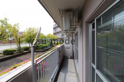 【バルコニー】 | リベルテ摂津