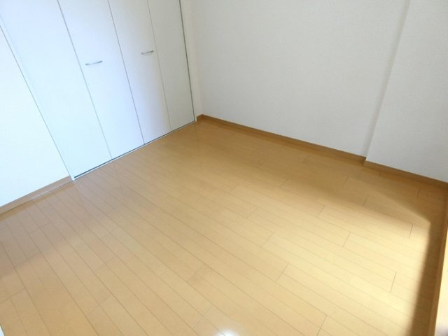 【寝室】ミゥ・フォリア