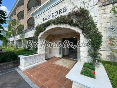 【エントランス】 | ラ・フローラ武蔵野Ⅲ