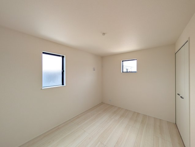 【洋室】 | リナージュ高崎市上和田町01期ー① | 3階の洋室♪