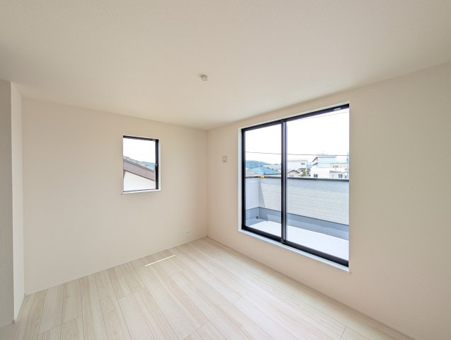 【寝室】 | リナージュ高崎市上和田町01期ー① | 3階の主寝室♪