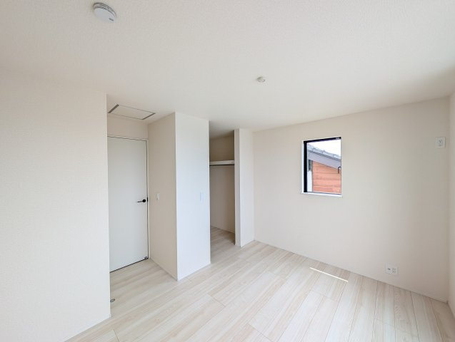 【寝室】 | リナージュ高崎市上和田町01期ー① | 3階の主寝室♪