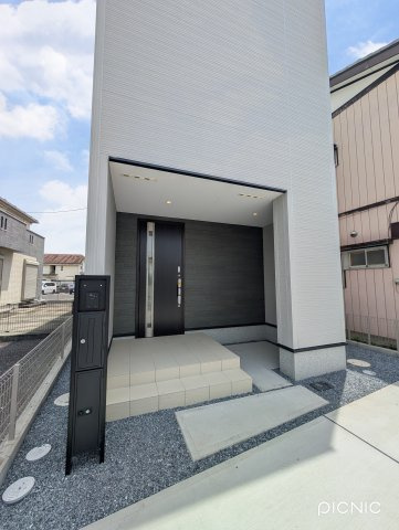 【玄関】 | リナージュ高崎市上和田町01期ー①