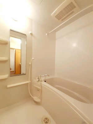 【浴室】 | アルフィーノはるＤ | お風呂で日々の疲れを落としましょう