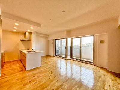 【居間・リビング】 | サンメゾン堺三国ヶ丘駅前