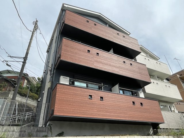 川崎市麻生区上麻生６丁目のアパート